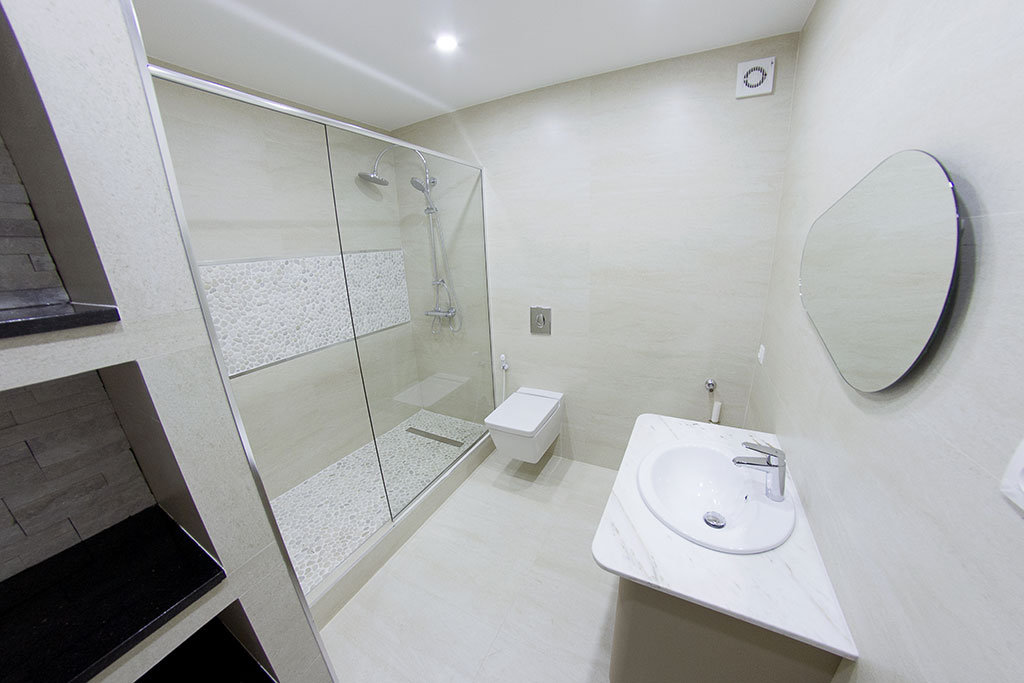 salle de bain, ​RÉSIDENCE ​LES DEXU PALMIERS , AMK hebbache immobilier Promoteur Immobilier Alger promotion immobilière à alger